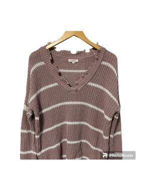 Andree by unit long sleeve v-neck striped sweater frayed hem size large
